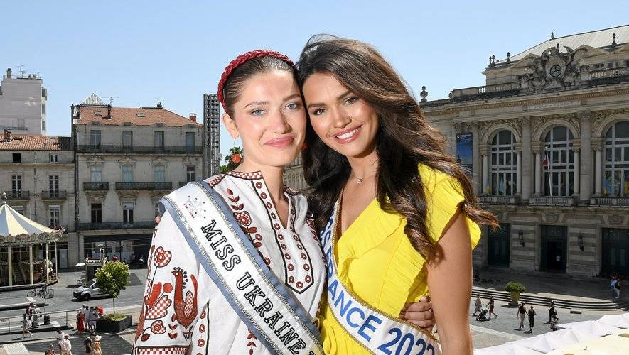 Diane Leyre, miss France 2022 avec miss Ukraine à Montpellier